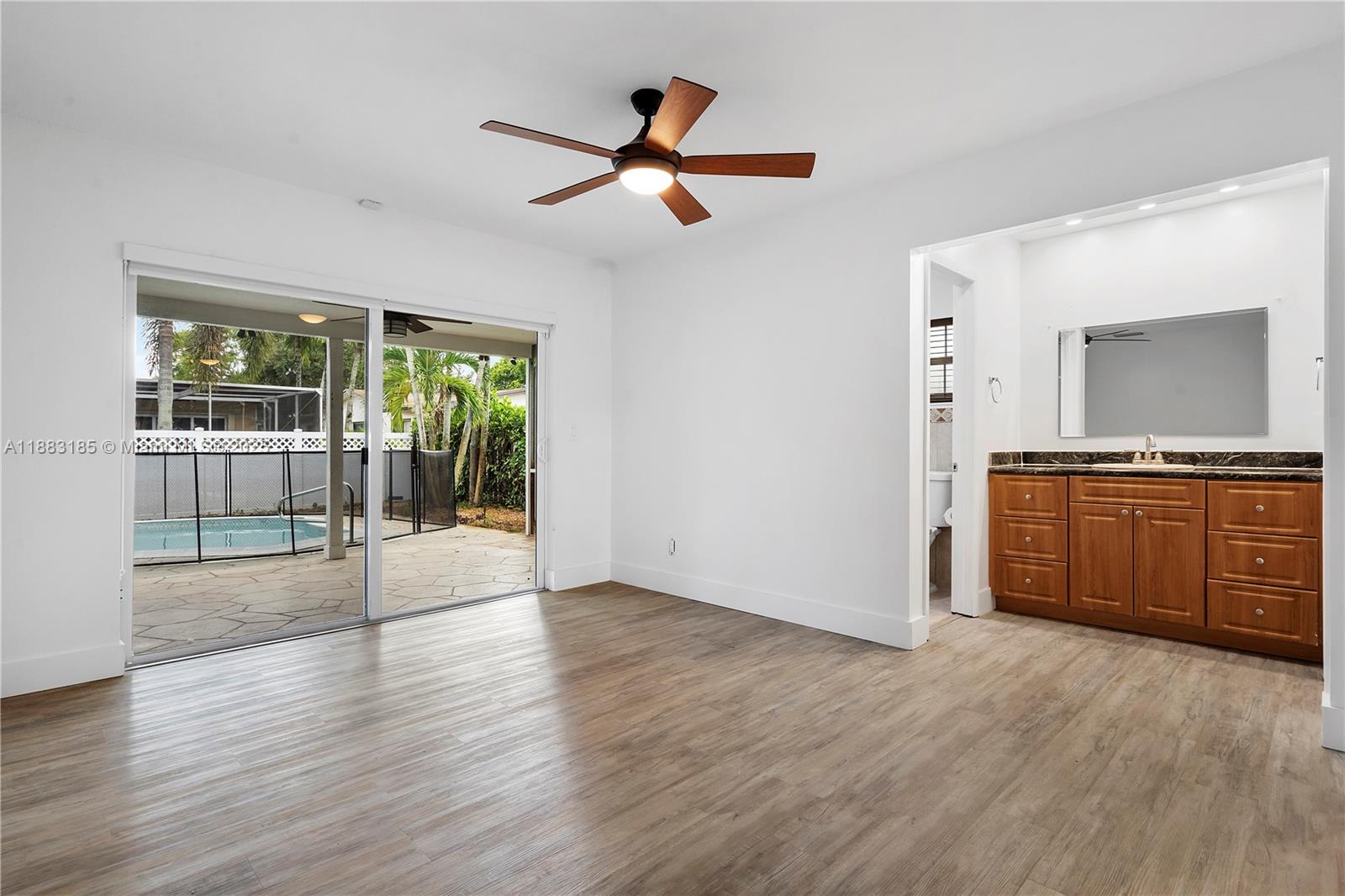 PEMBROKE LAKES SEC 4 - Residential Lease