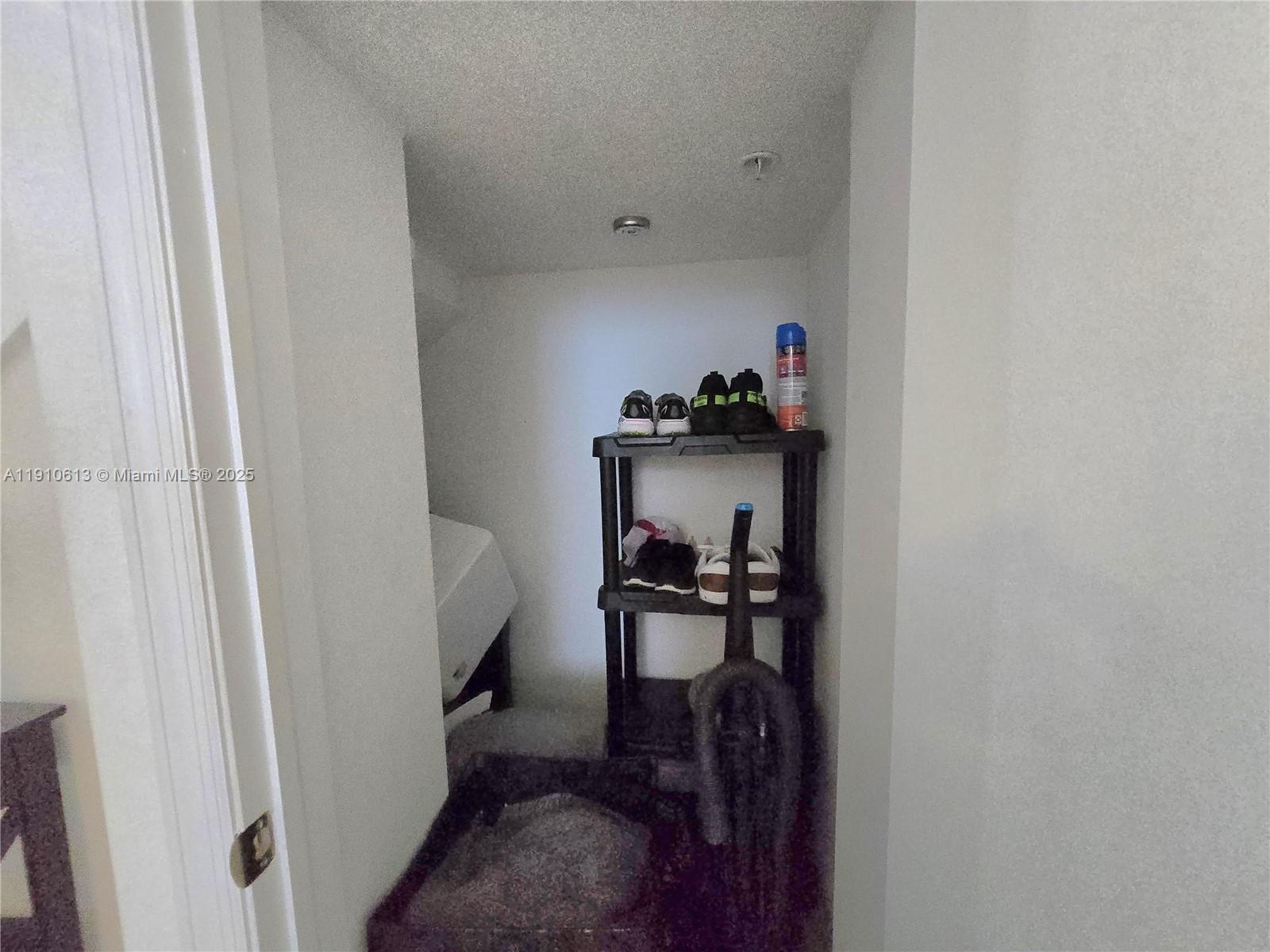 MIRAMAR RESIDENTIAL PLAT - Residential Lease