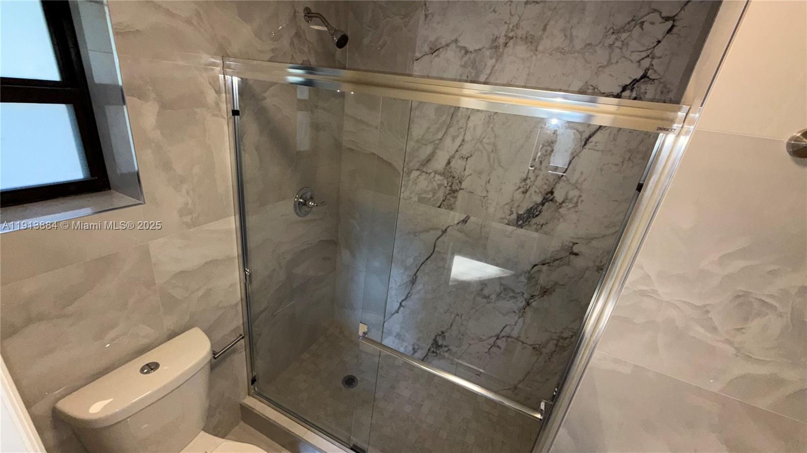 PALM GARDEN PARK - Residential Lease