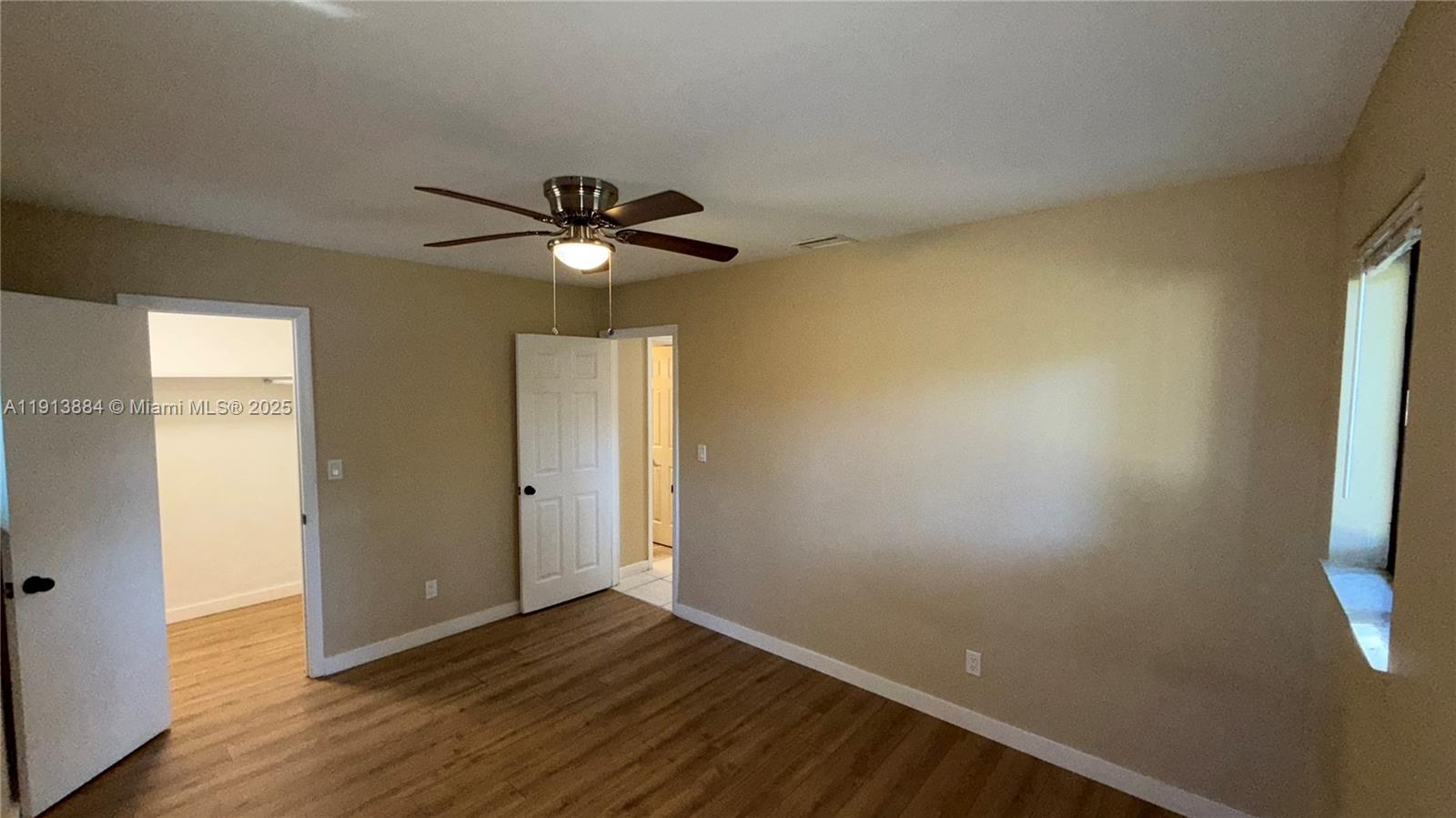 PALM GARDEN PARK - Residential Lease