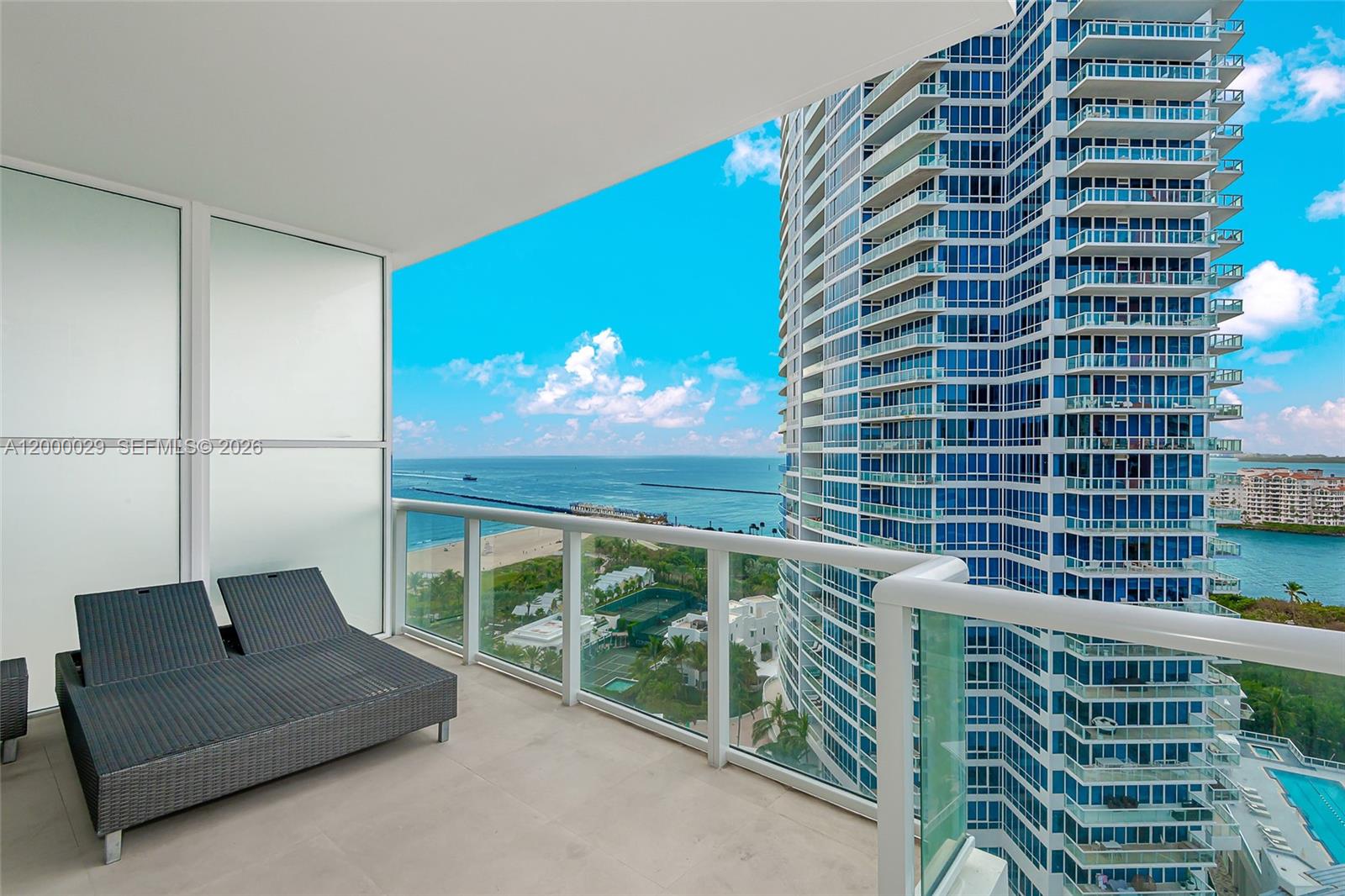 CONTINUUM ON SOUTH BEACH - Residential Lease