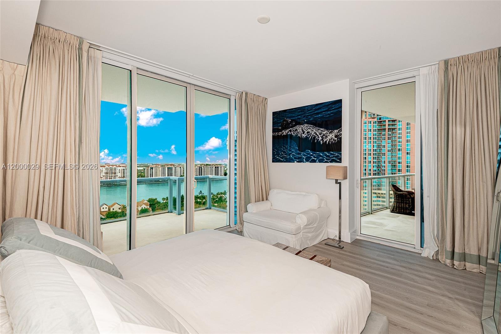 CONTINUUM ON SOUTH BEACH - Residential Lease