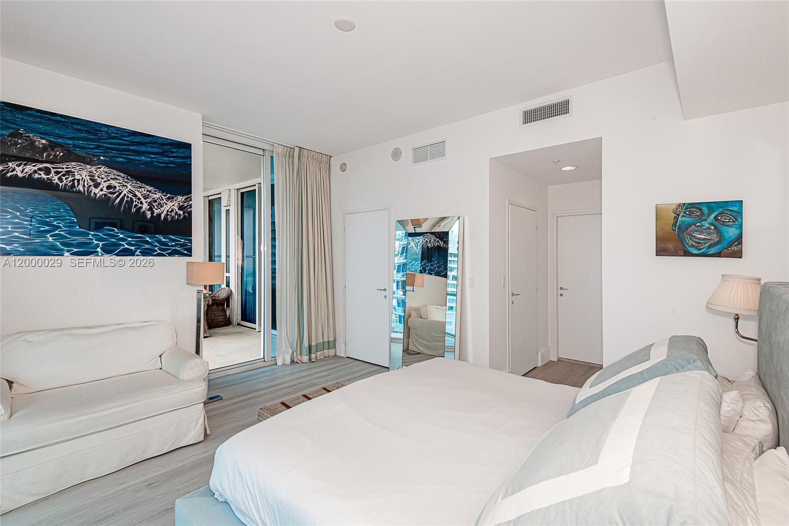 CONTINUUM ON SOUTH BEACH - Residential Lease