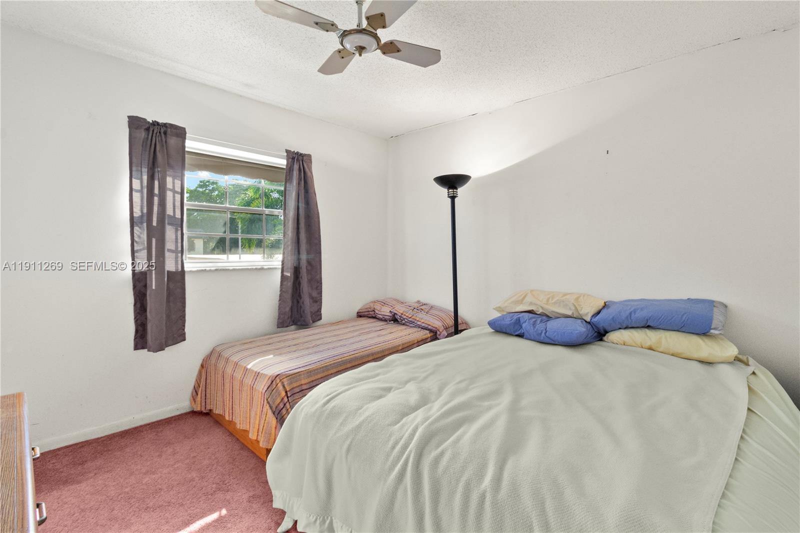 MEADOWS CONDO - Residential