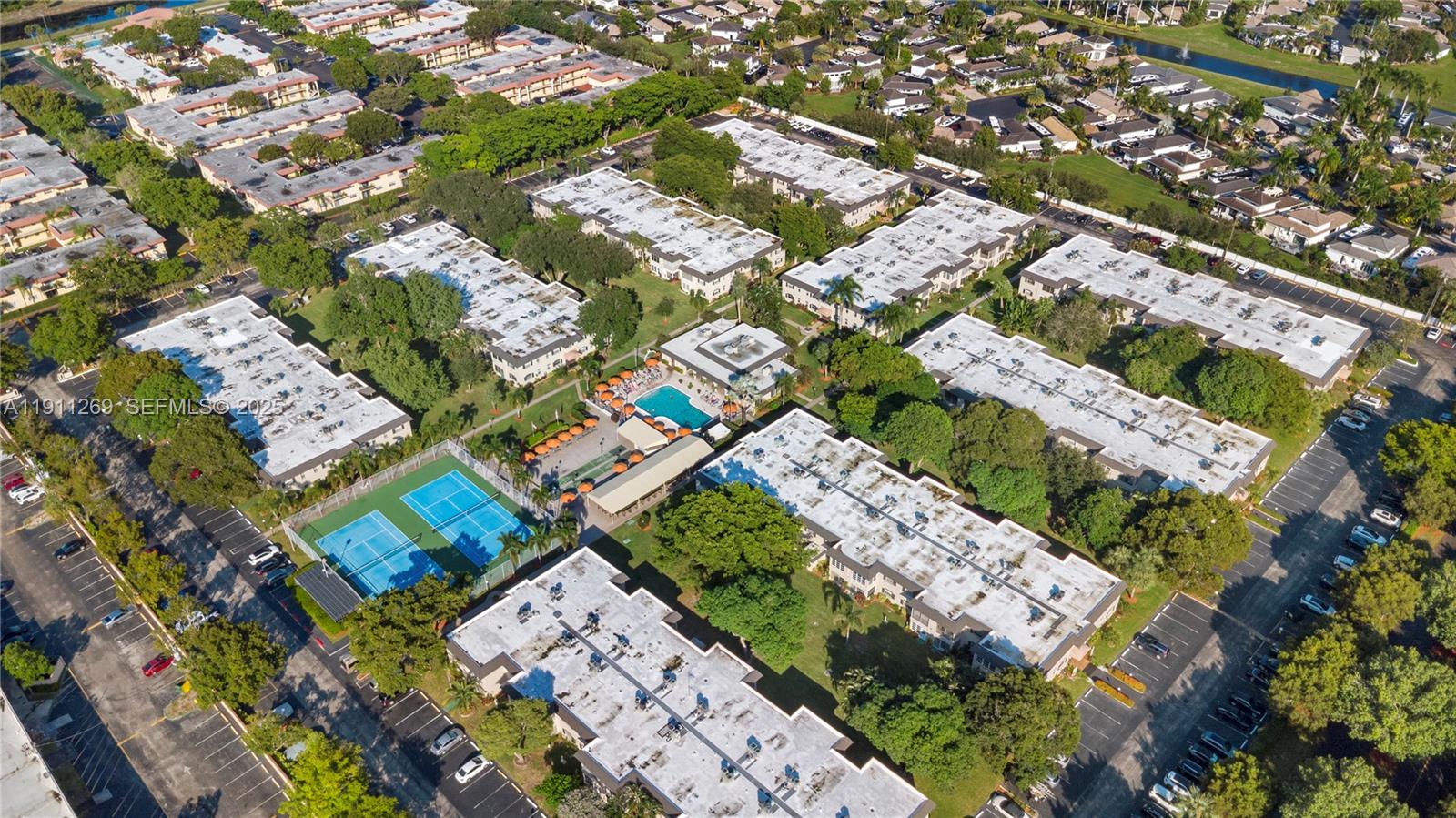 MEADOWS CONDO - Residential