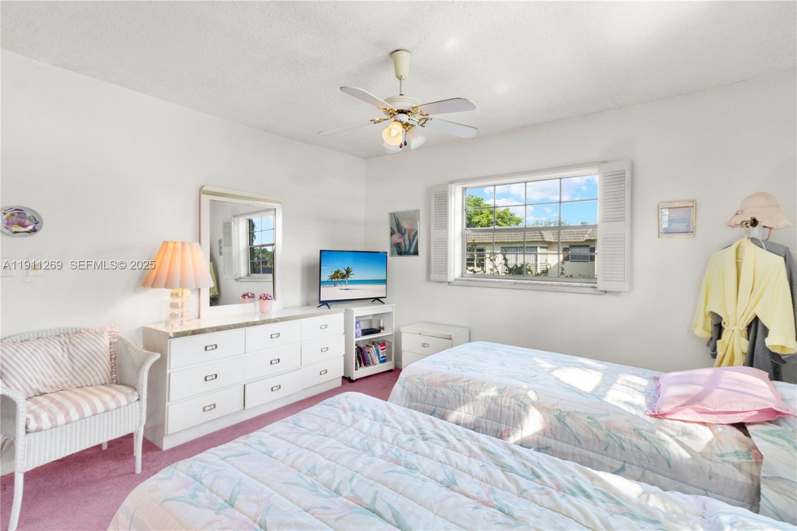 MEADOWS CONDO - Residential