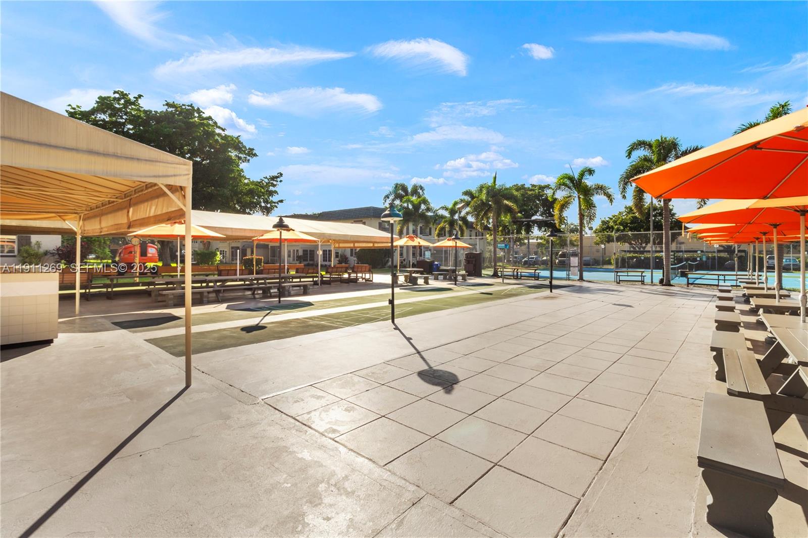 MEADOWS CONDO - Residential