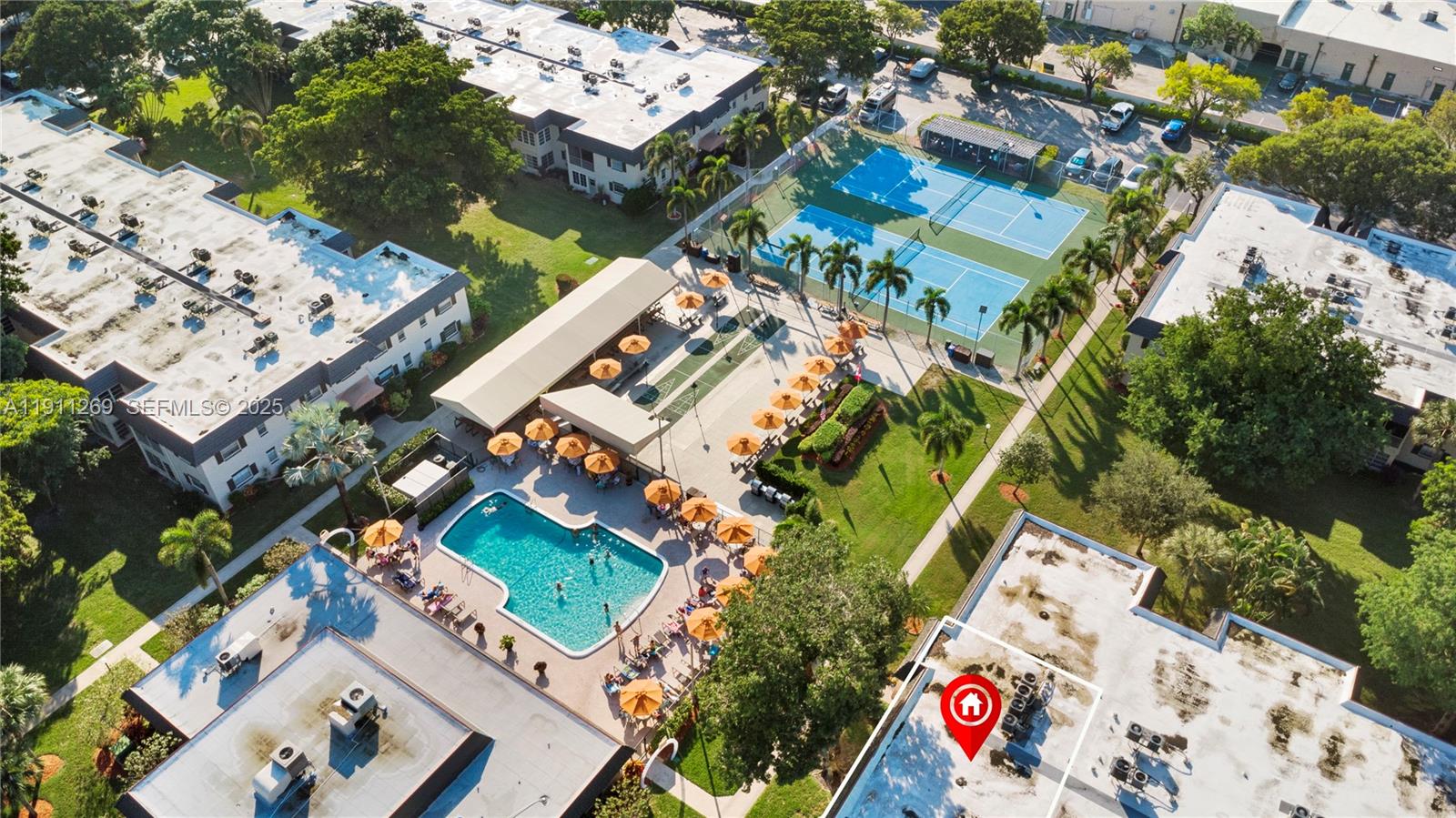 MEADOWS CONDO - Residential