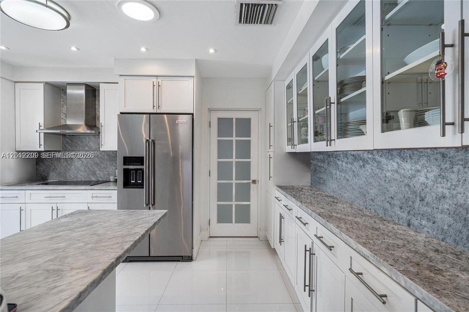 BAY POINT - Residential