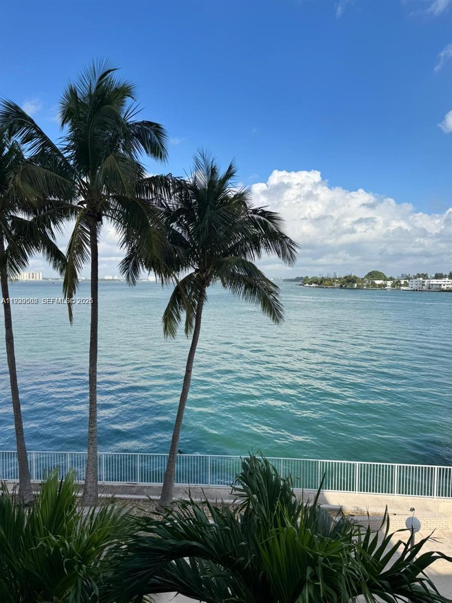 KENNEDY HOUSE CONDO - Residential