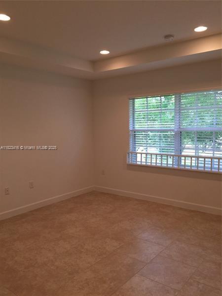 CASTLEWOOD - Residential Income