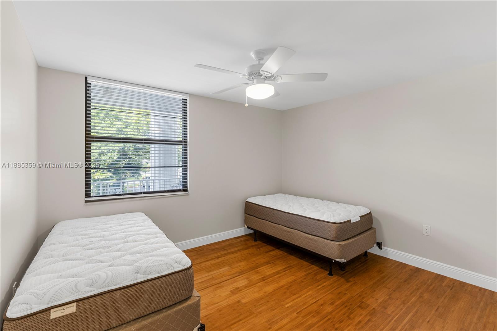 CONDO 7 OF WHITEHALL COND - Residential Lease