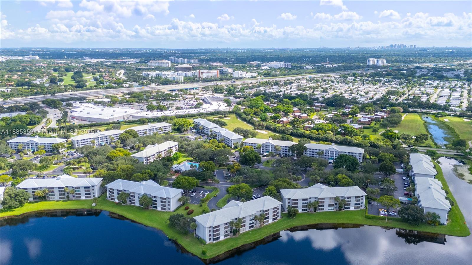 CONDO 7 OF WHITEHALL COND - Residential Lease