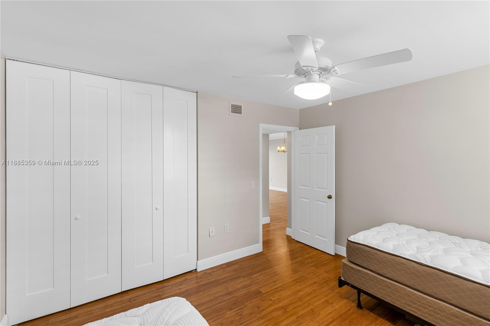 CONDO 7 OF WHITEHALL COND - Residential Lease