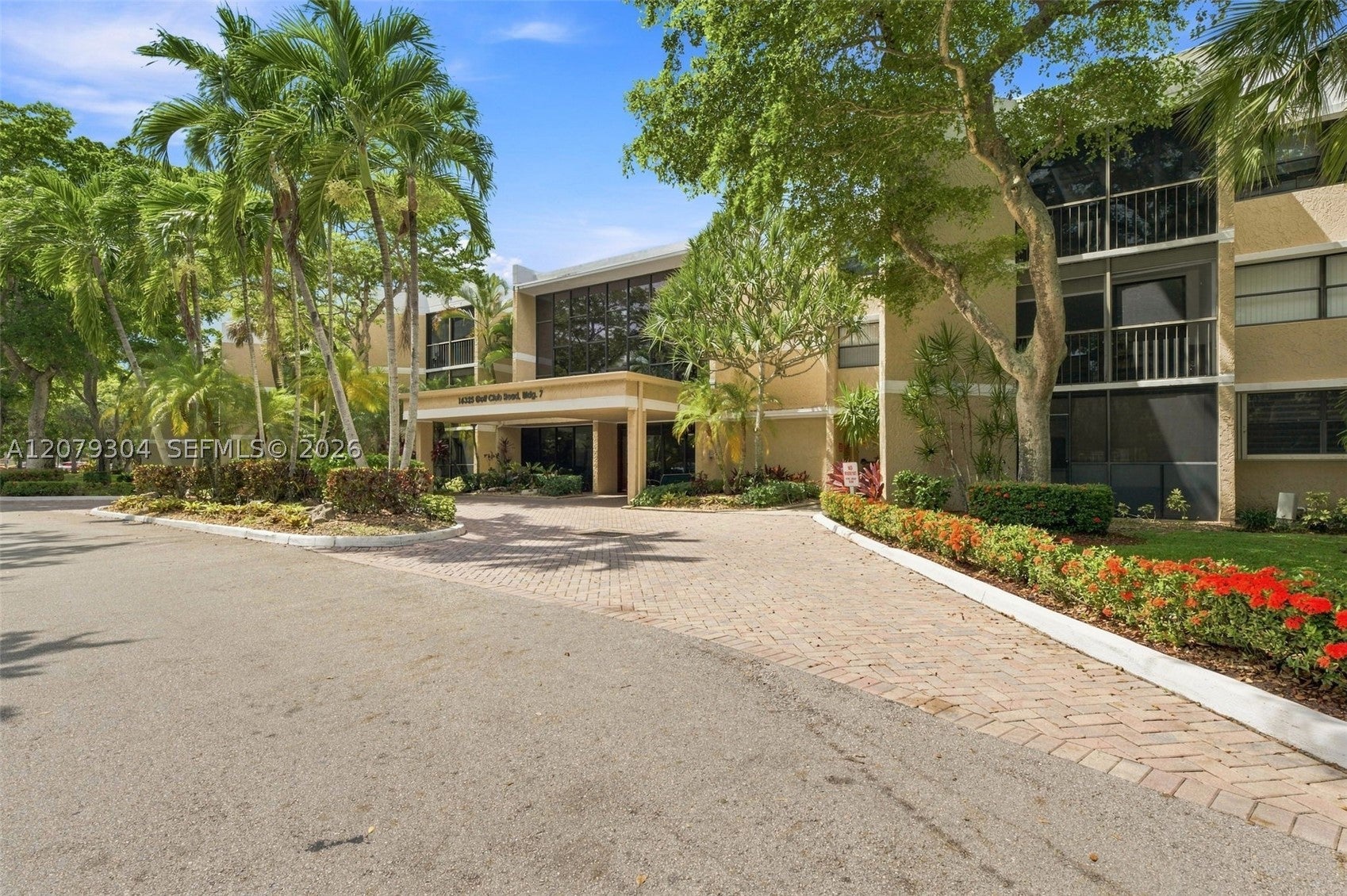 16325 Golf Club Rd 104