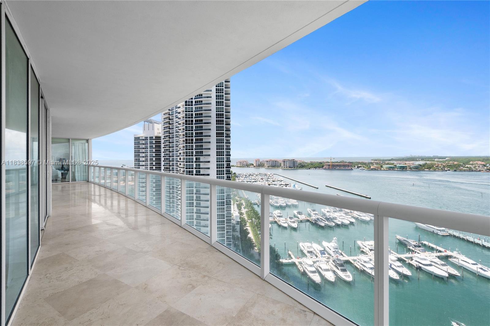 ICON CONDO - Residential