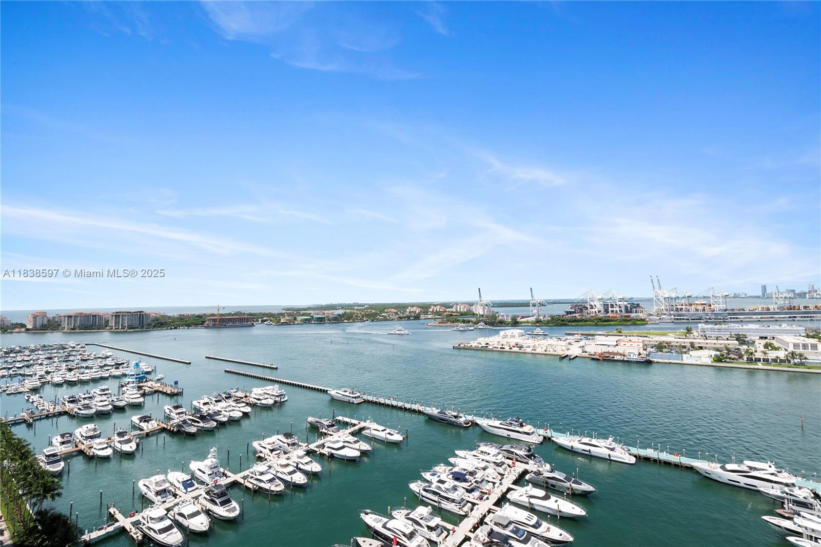 ICON CONDO - Residential