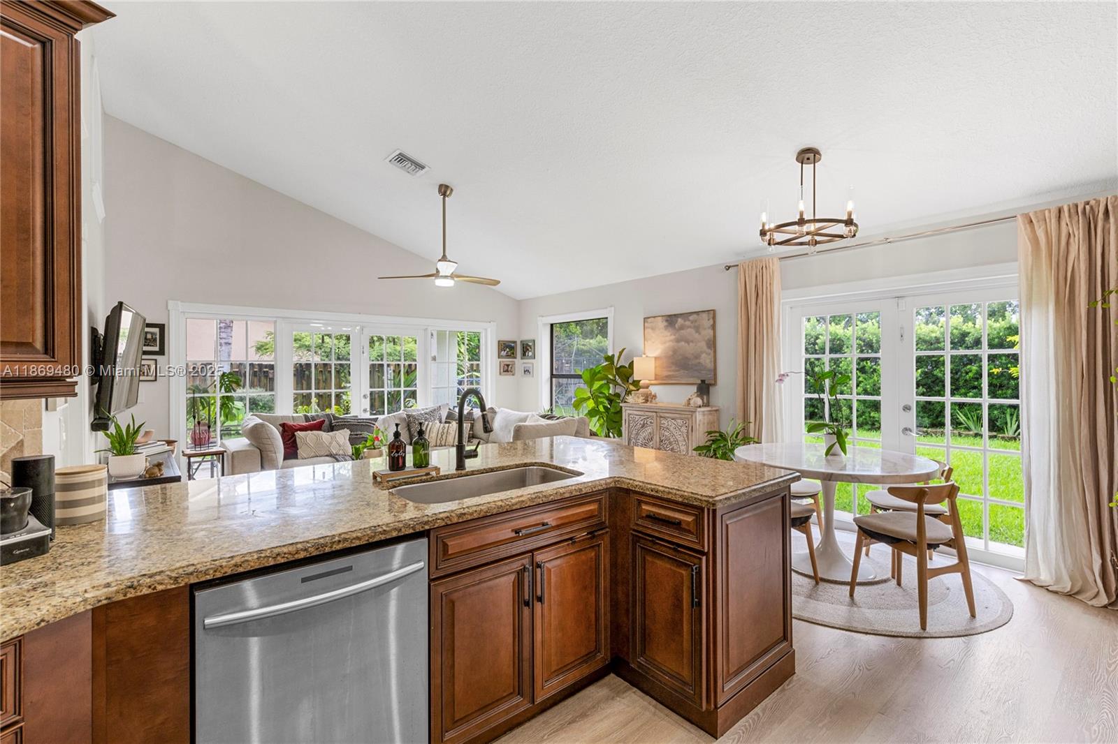 JACARANDA PARCEL 108 - Residential Lease