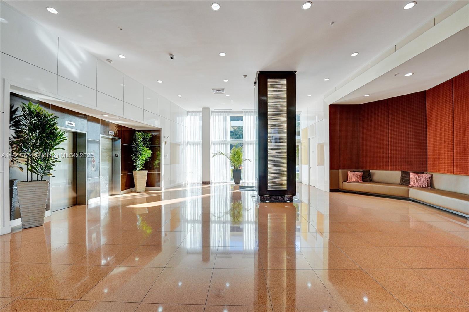 VENTURE AT AVENTURA WEST - Residential