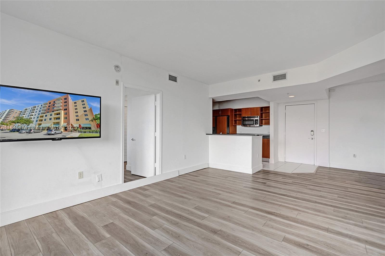 SPECIAL PRICE!!! Buy a 2-BEDROOM Deal – Priced Like a 1-Bedroom at 2775 NE 187TH ST #202 — PRICE, LOCATION! Walking distance to Publix, parks, shops, and synagogues — everything you need just steps away! Step into this beautifully updated apartment offering: spacious bedrooms, each with walk-in closets,A modern kitchen with granite countertops and stainless steel appliances, Laminate flooring throughout, In-unit washer and dryer.Enjoy resort-style amenities, including:4 infinity pools with cabanas,State-of-the-art gym,Private movie theater,Elegant clubhouse.Pet-friendly & Investor-friendly, OK to be leased for strong income potential!Includes 1 assigned parking space + valet service for guests.Built in 2005,NO current HOA Special assessments and HAS RESERVES A rare find in today’s market!