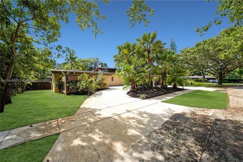 Photo of 6124 Rose Ter, Plantation, FL 33317 (MLS # A11294982)