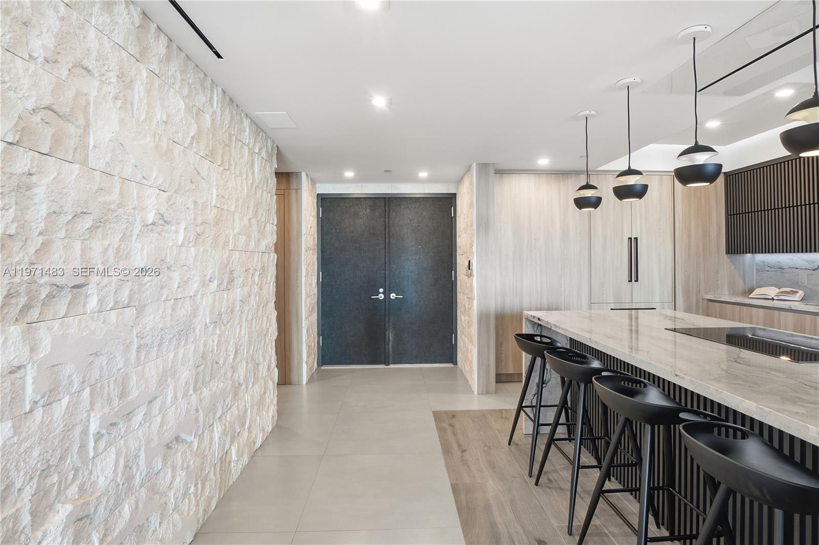 2127 Brickell Avenue 904