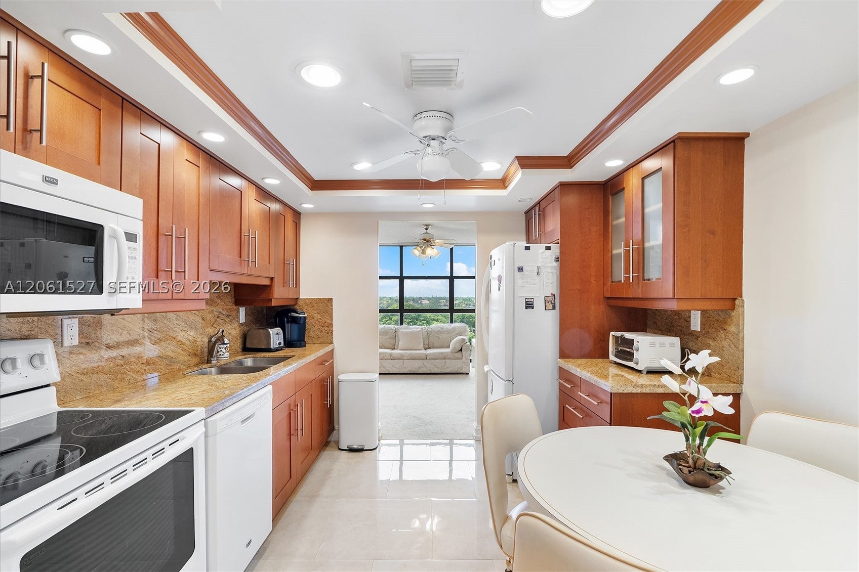 600 Parkview Dr 709