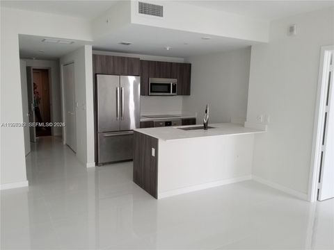 488 NE 18th St 2005 Miami FL 33132