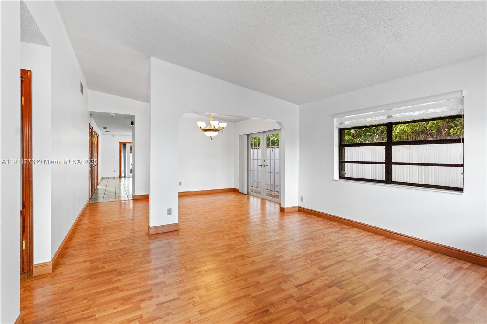 View photos, virtual tours, details... 13514 SW 27th St