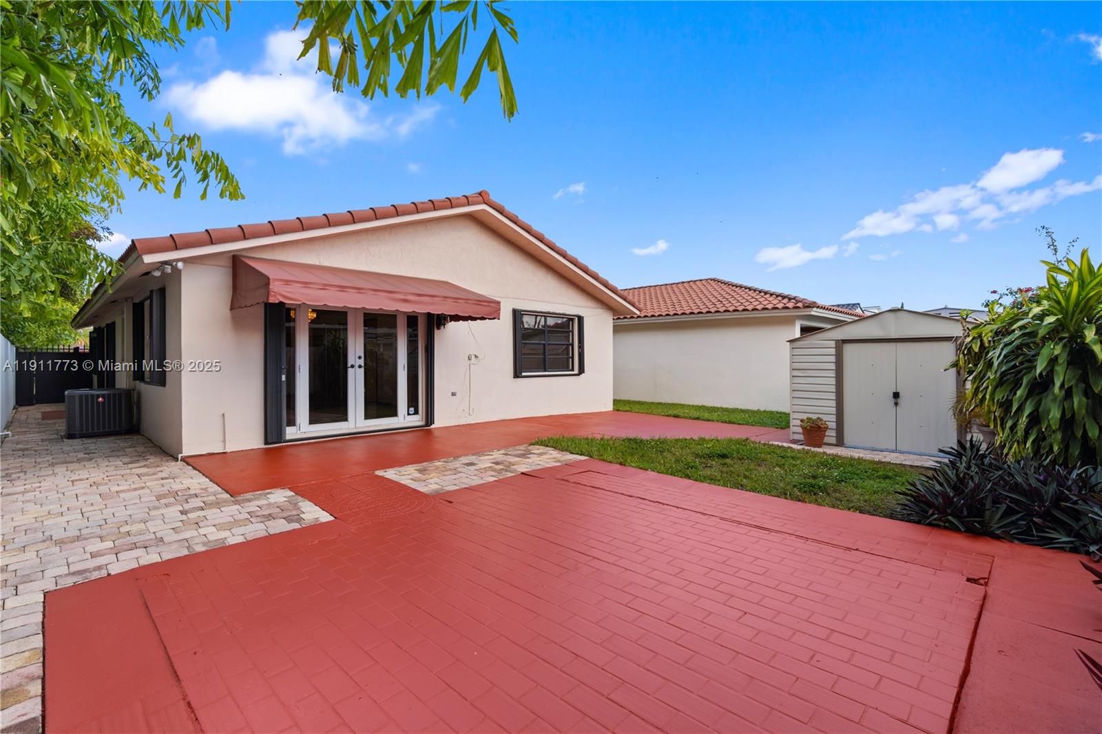 View photos, virtual tours, details... 13514 SW 27th St