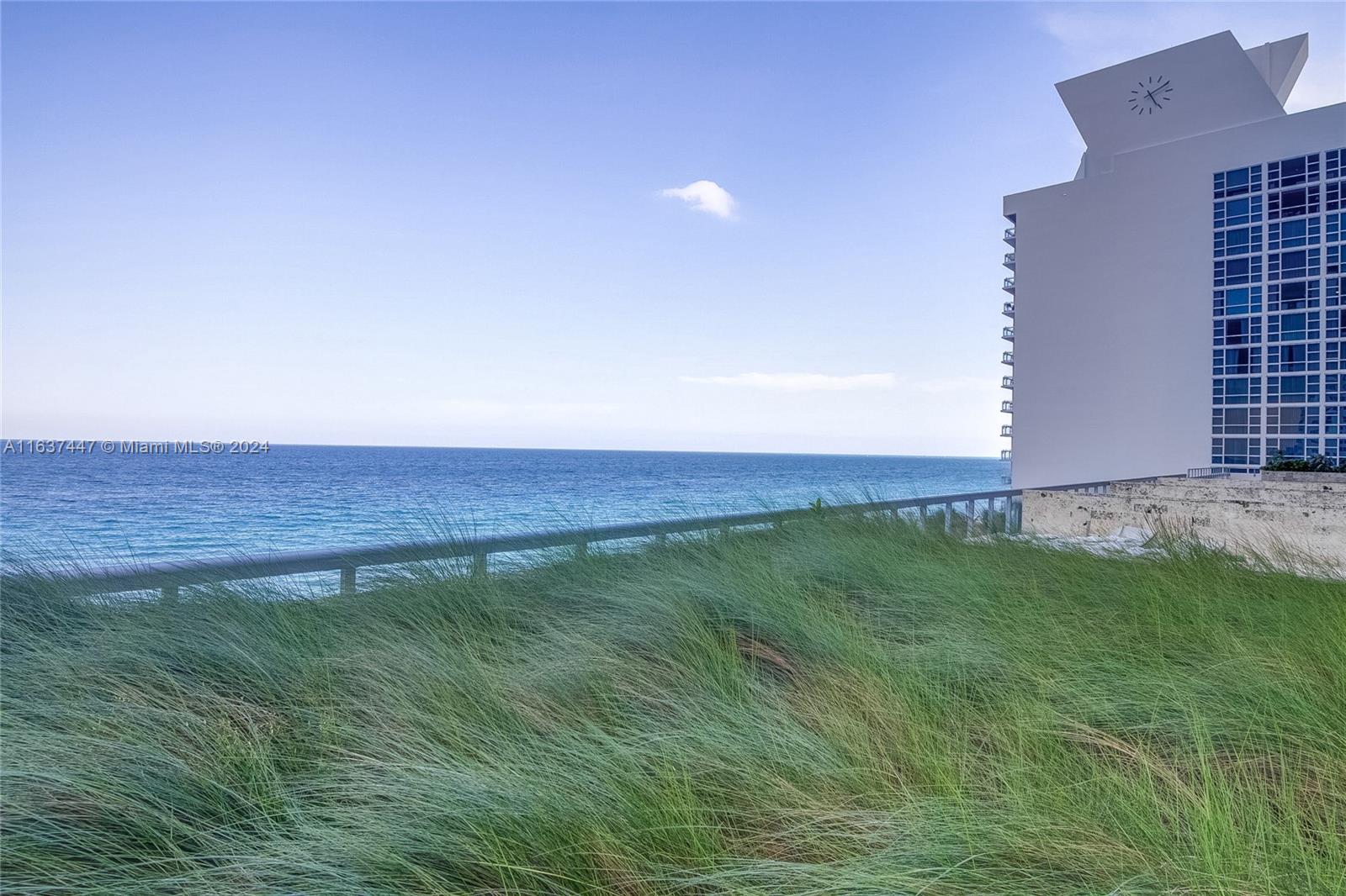 NORTH CARILLON BEACH COND - Residential