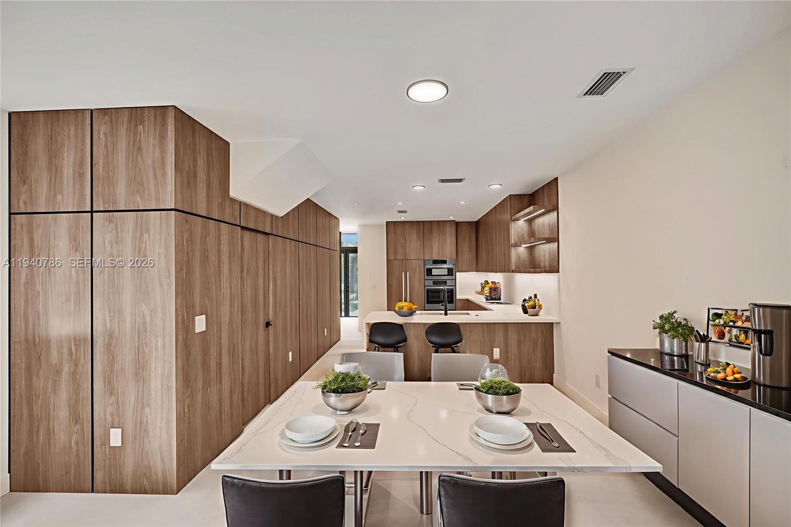 CARTERS ADDN TO C GR - Residential