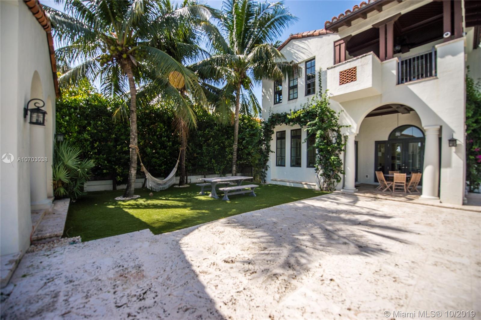 PALM ISLAND - Residential