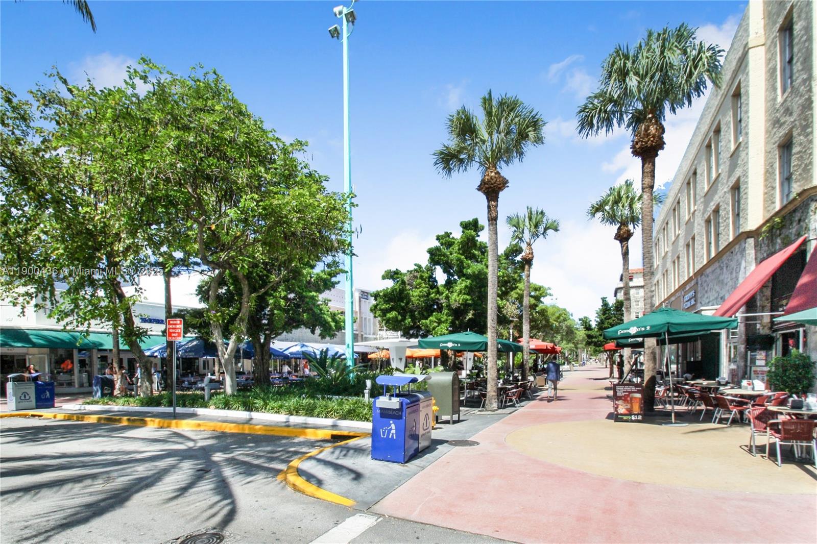 LINCOLN WEST GARDENS COND - Residential Lease