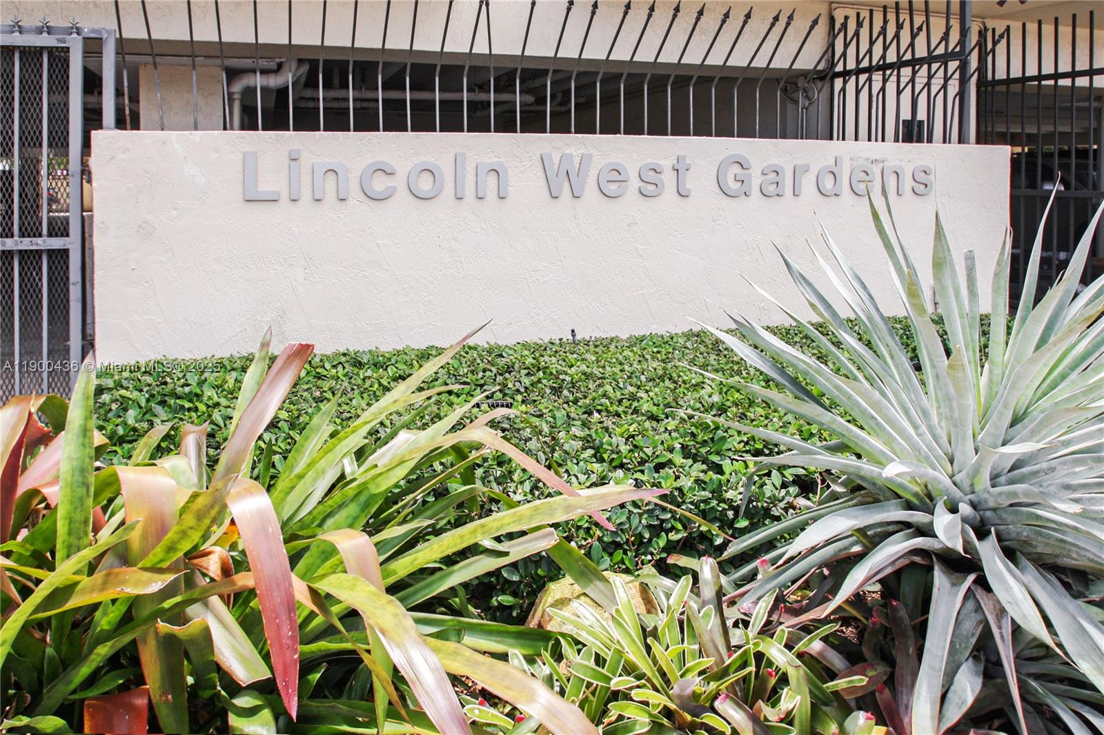 LINCOLN WEST GARDENS COND - Residential Lease