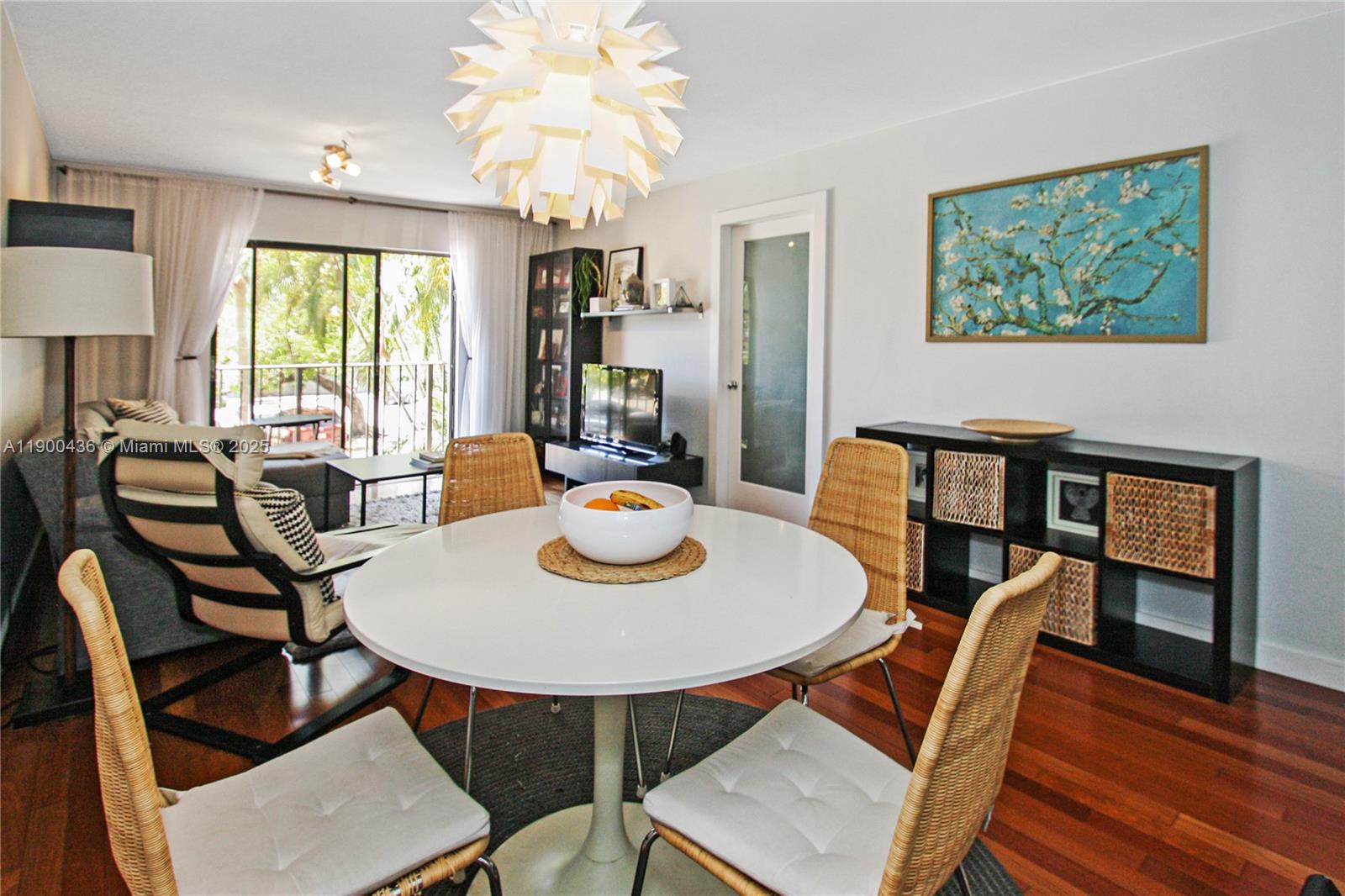 LINCOLN WEST GARDENS COND - Residential Lease