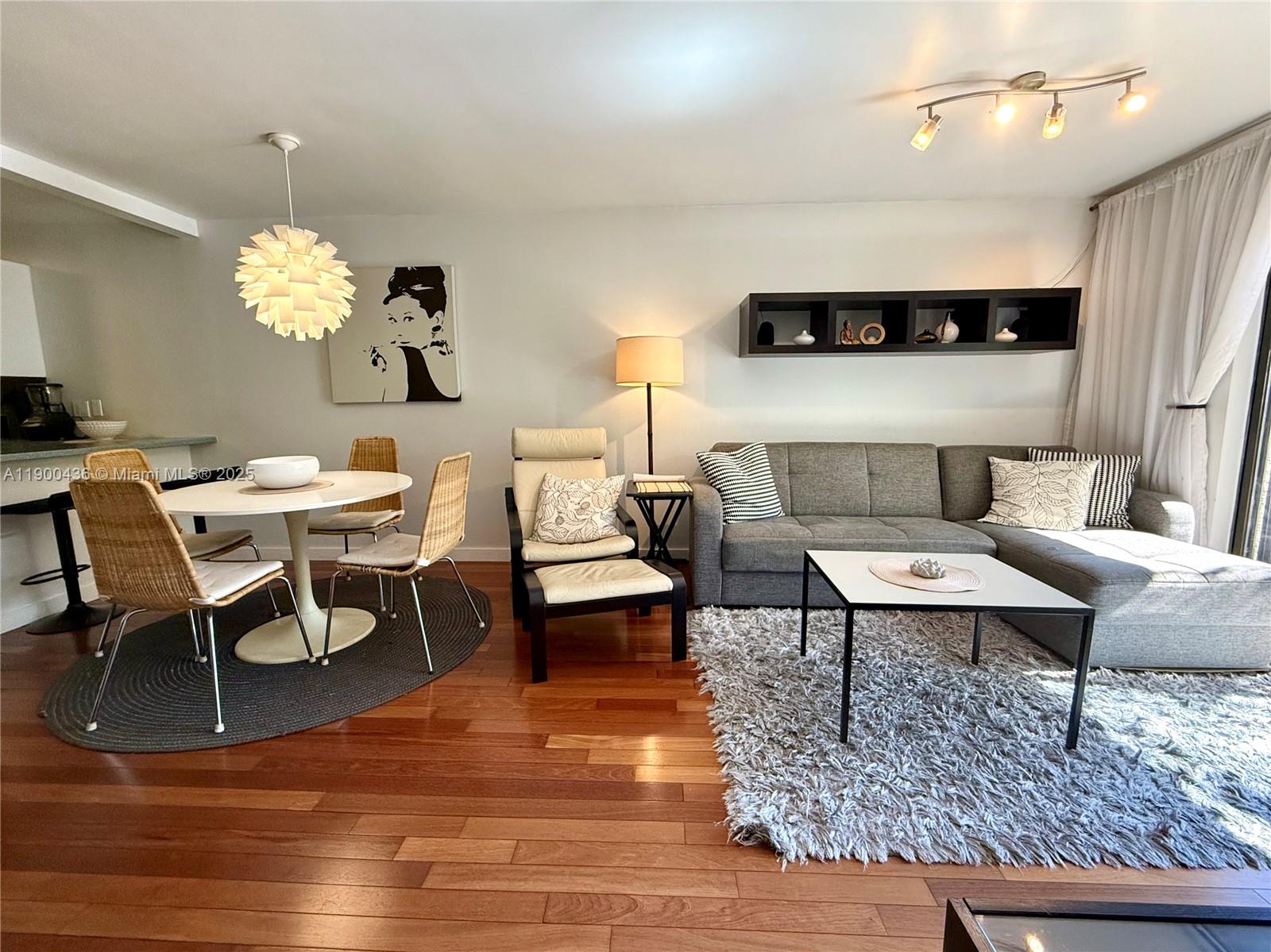 LINCOLN WEST GARDENS COND - Residential Lease