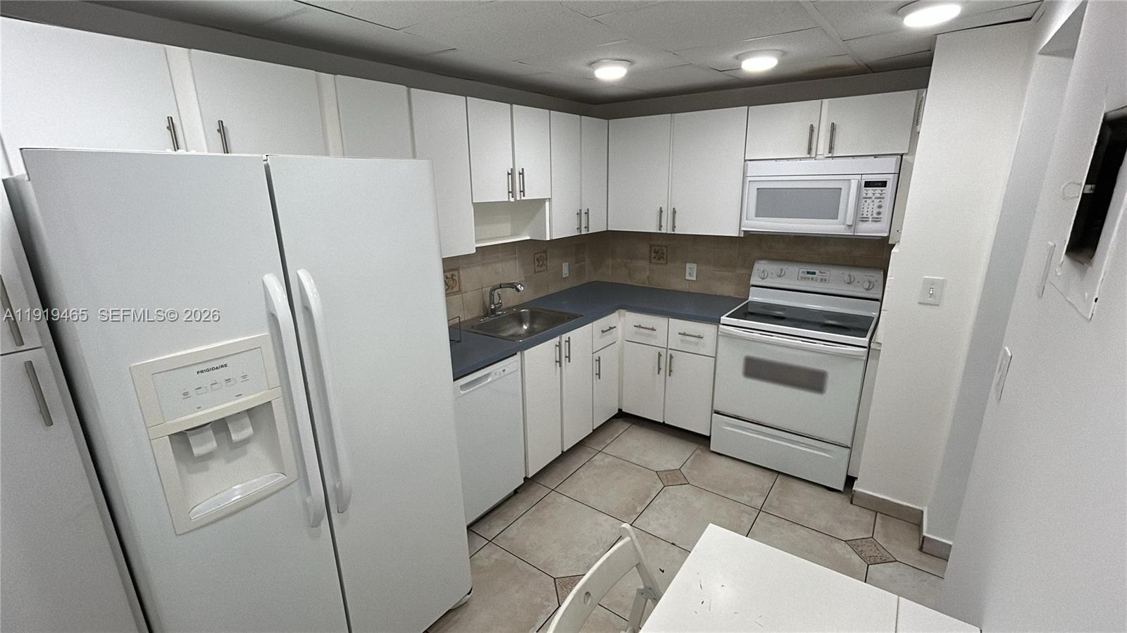 BONAVISTA CONDO - Residential