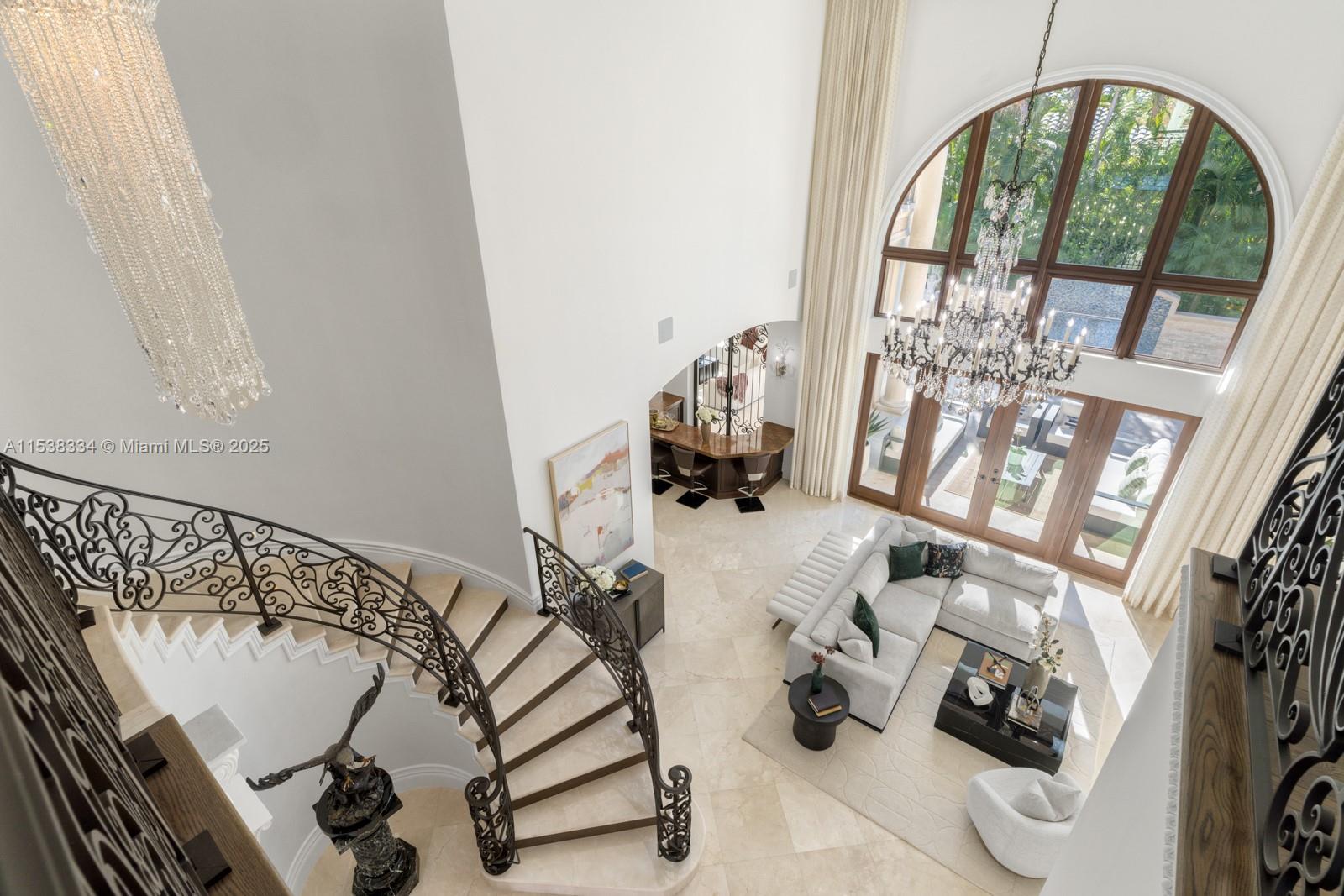 ROYAL PALM YACHT & COUNTR - Residential
