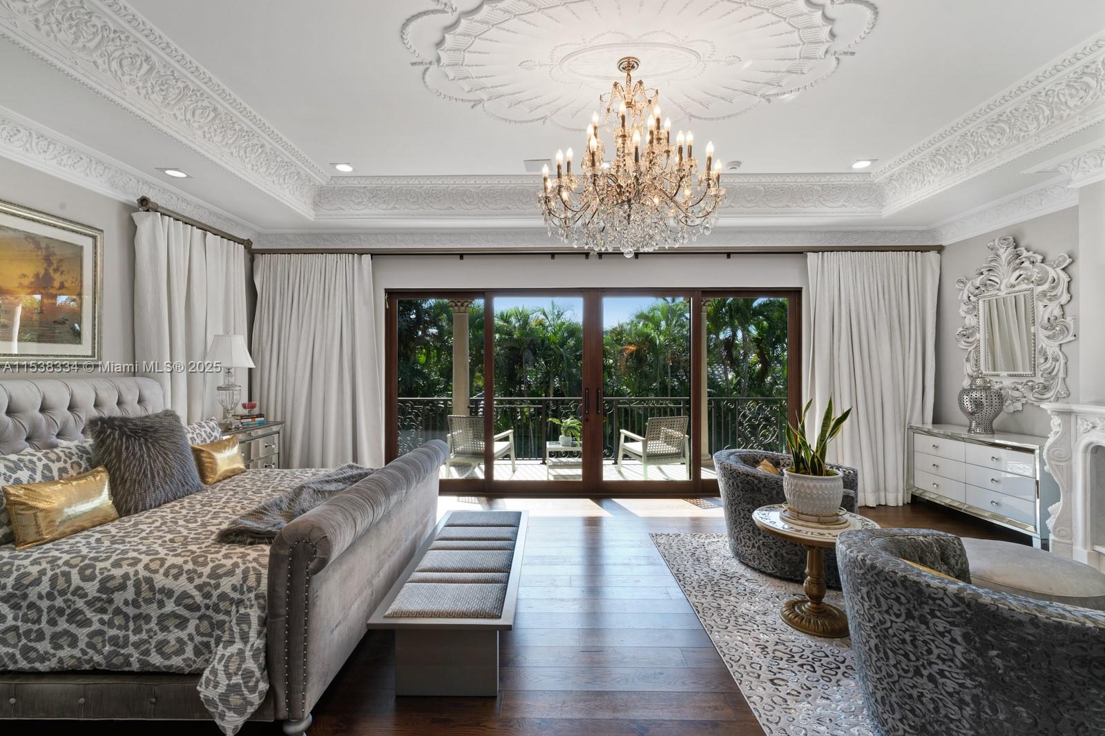 ROYAL PALM YACHT & COUNTR - Residential