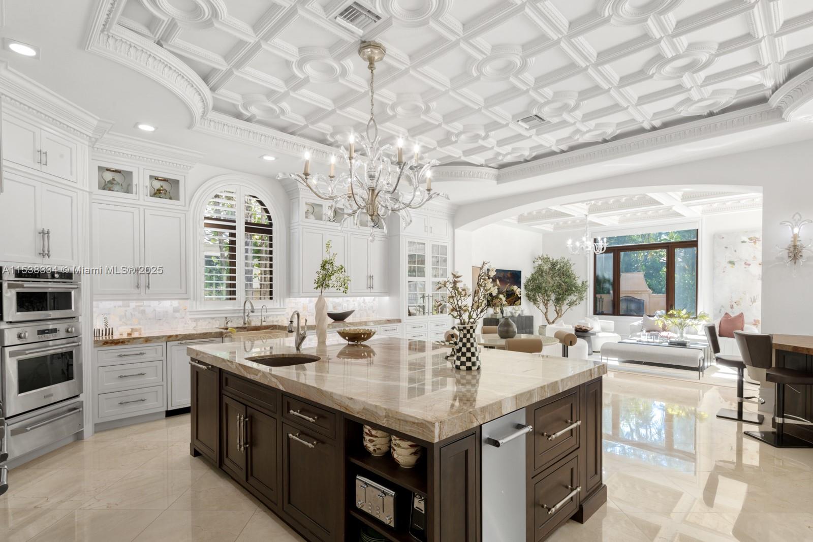 ROYAL PALM YACHT & COUNTR - Residential