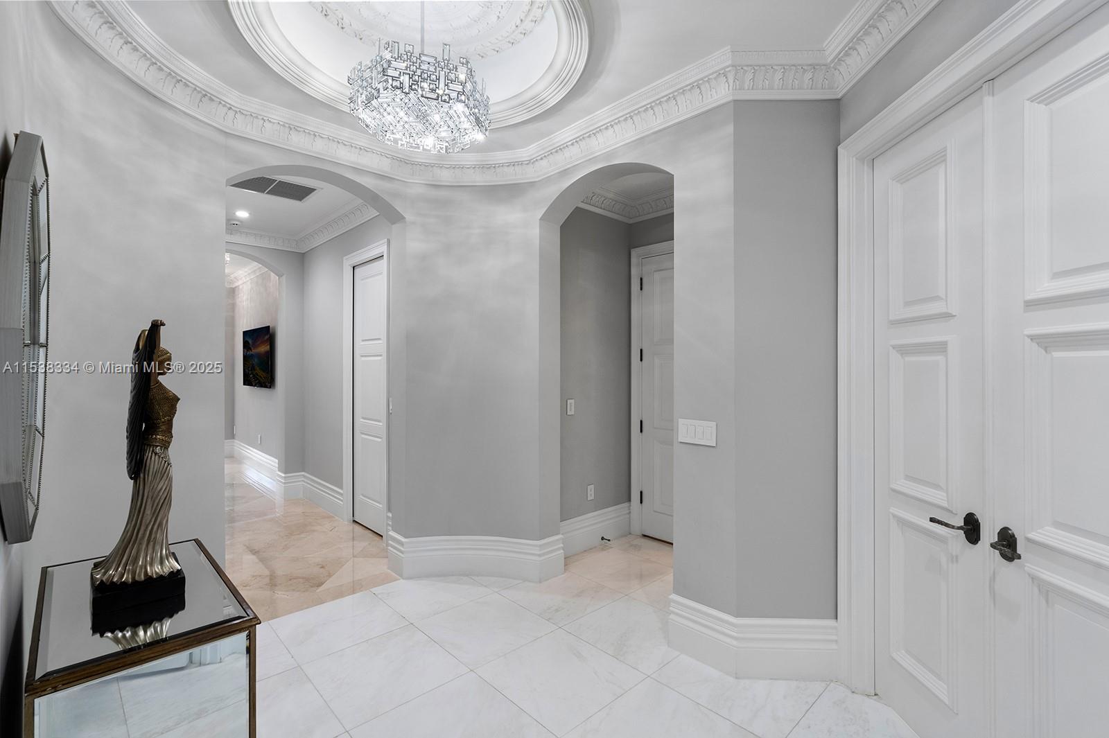 ROYAL PALM YACHT & COUNTR - Residential