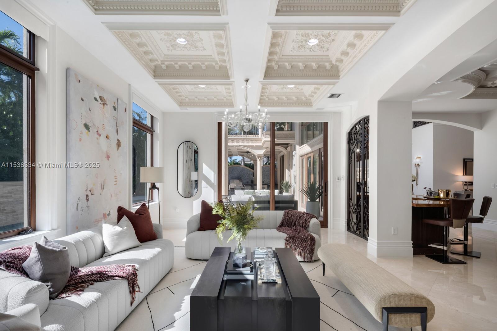 ROYAL PALM YACHT & COUNTR - Residential