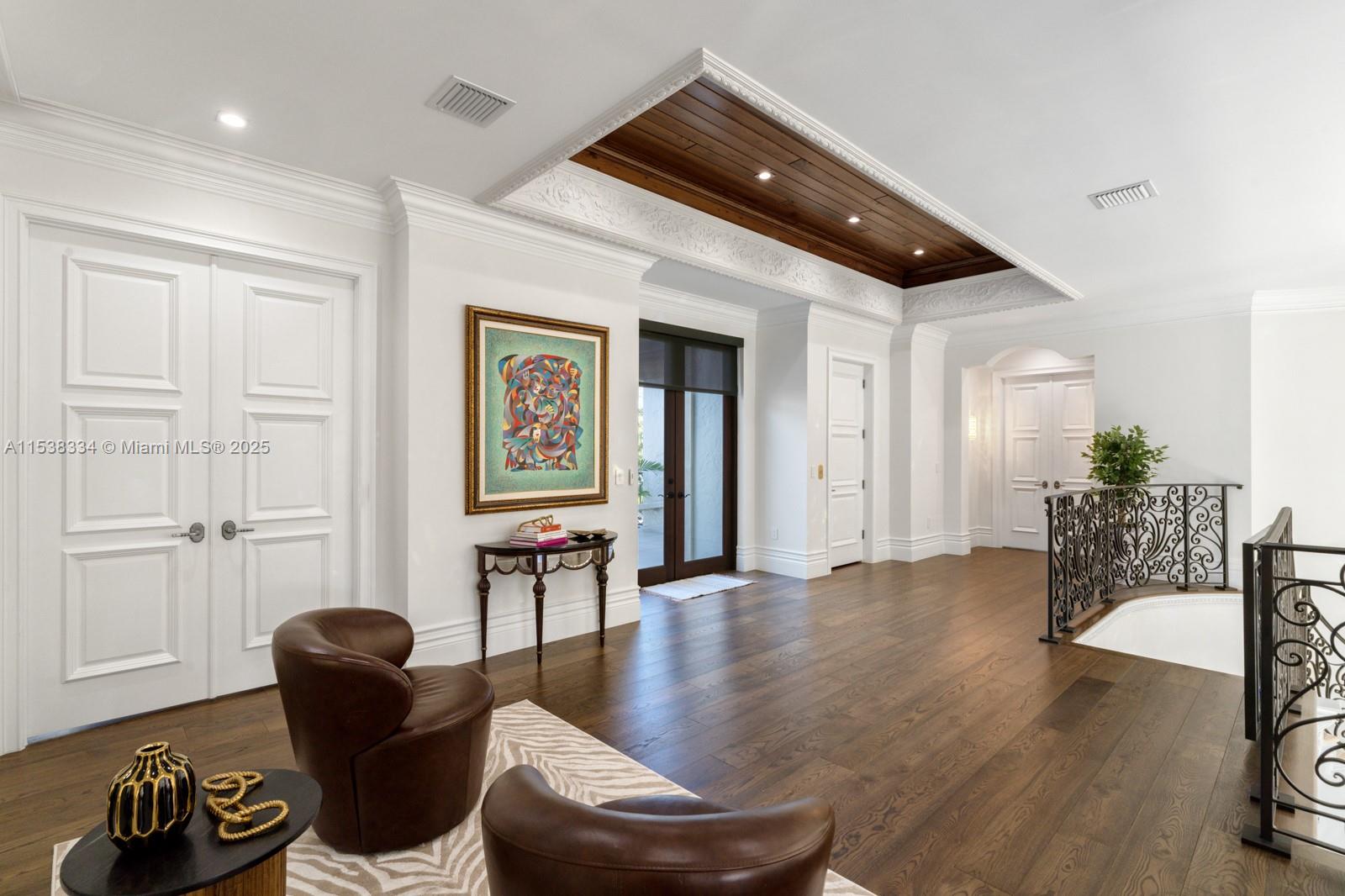 ROYAL PALM YACHT & COUNTR - Residential