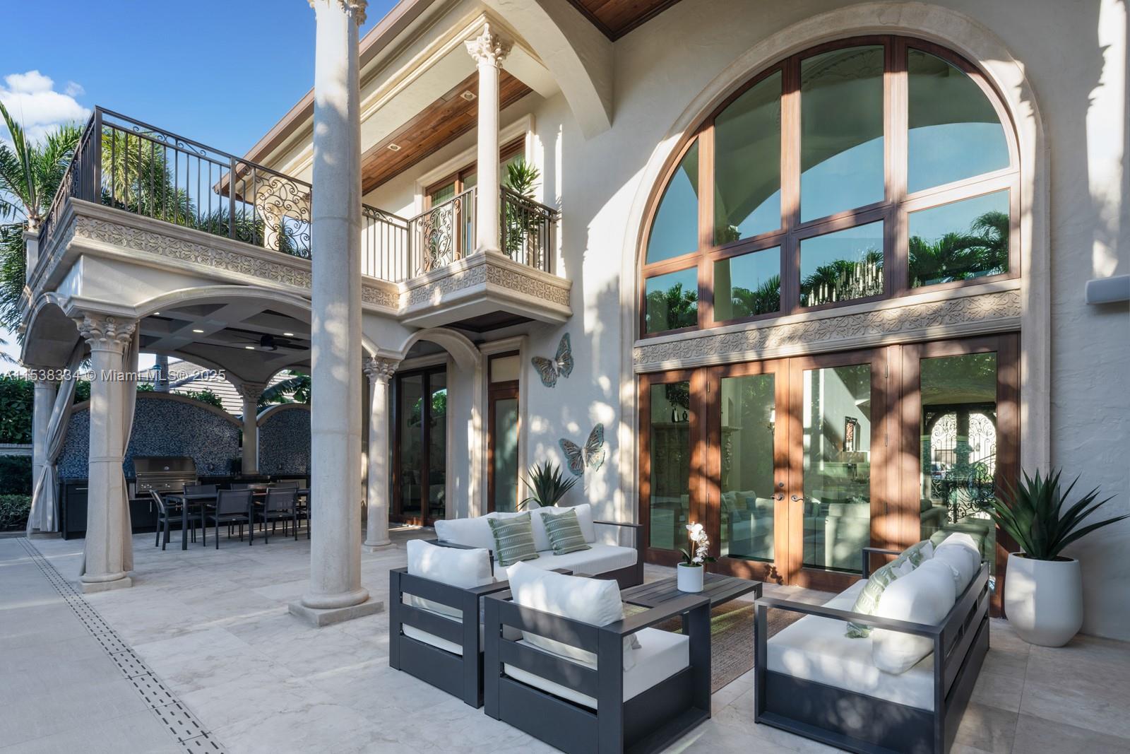 ROYAL PALM YACHT & COUNTR - Residential