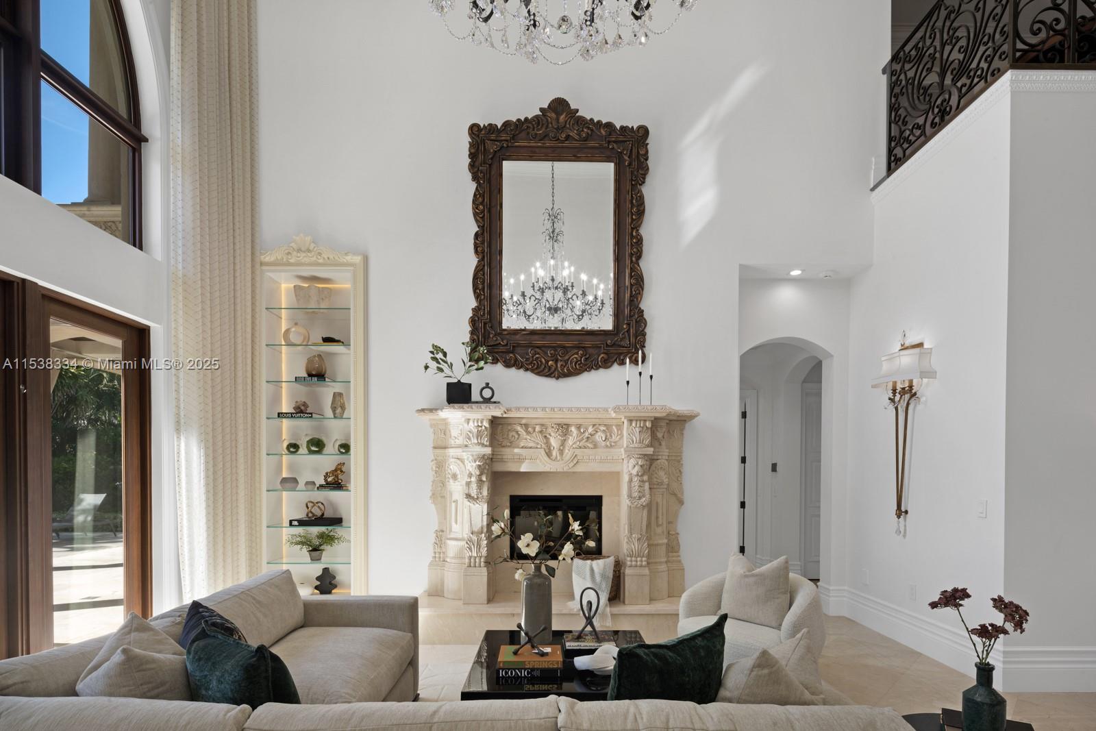 ROYAL PALM YACHT & COUNTR - Residential