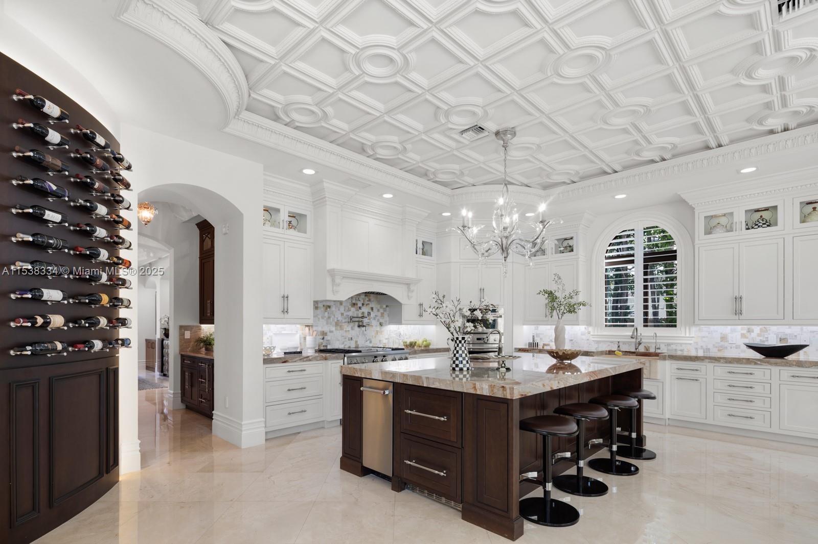 ROYAL PALM YACHT & COUNTR - Residential
