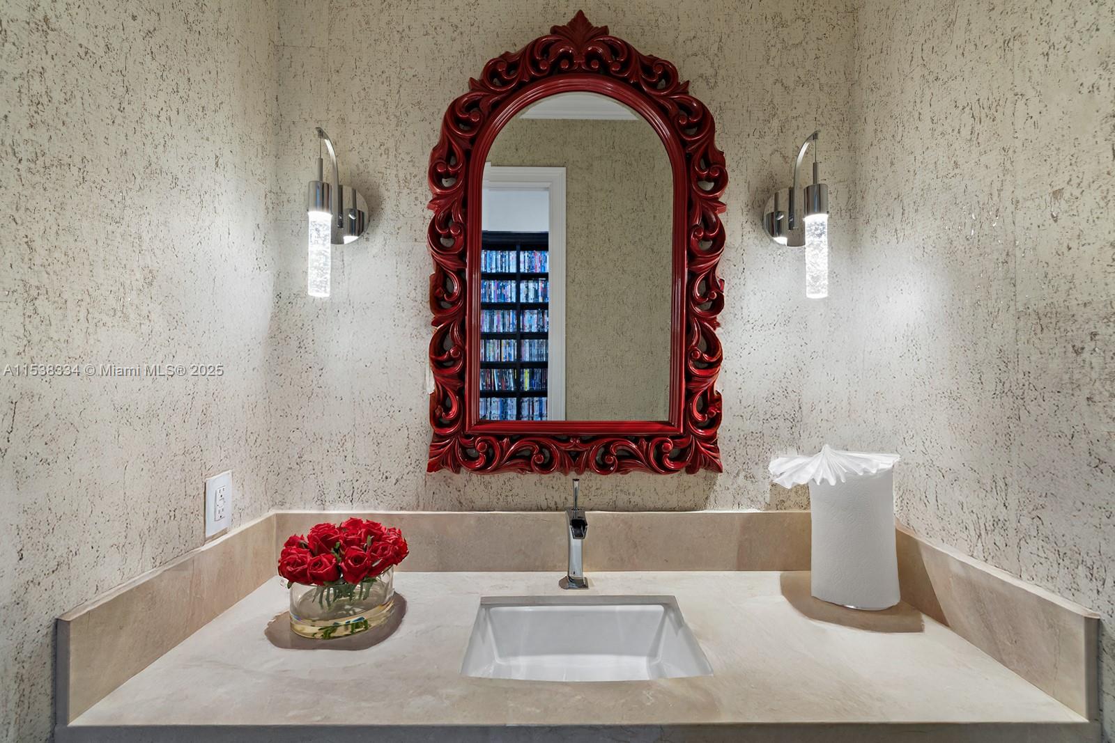 ROYAL PALM YACHT & COUNTR - Residential