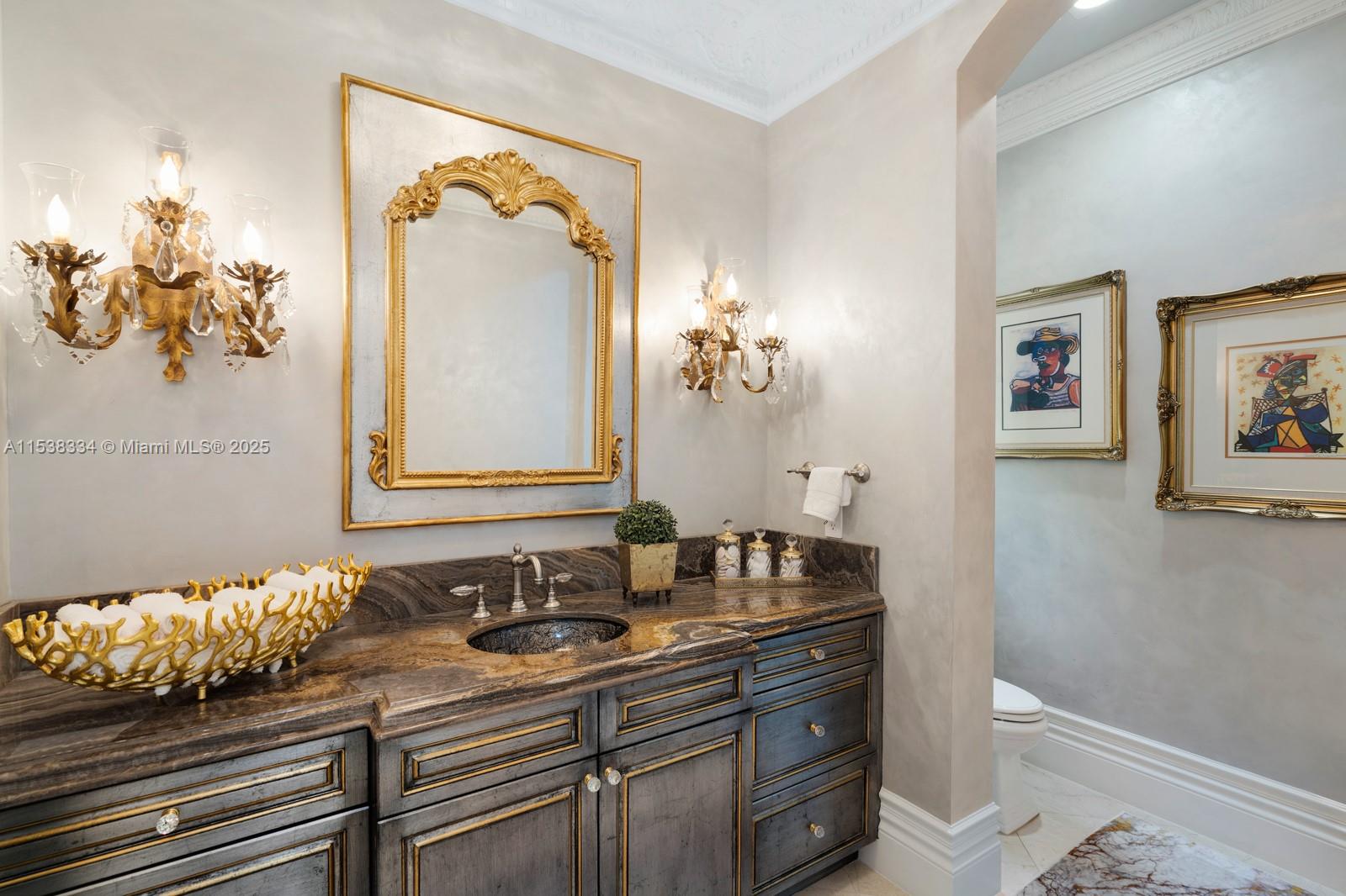 ROYAL PALM YACHT & COUNTR - Residential