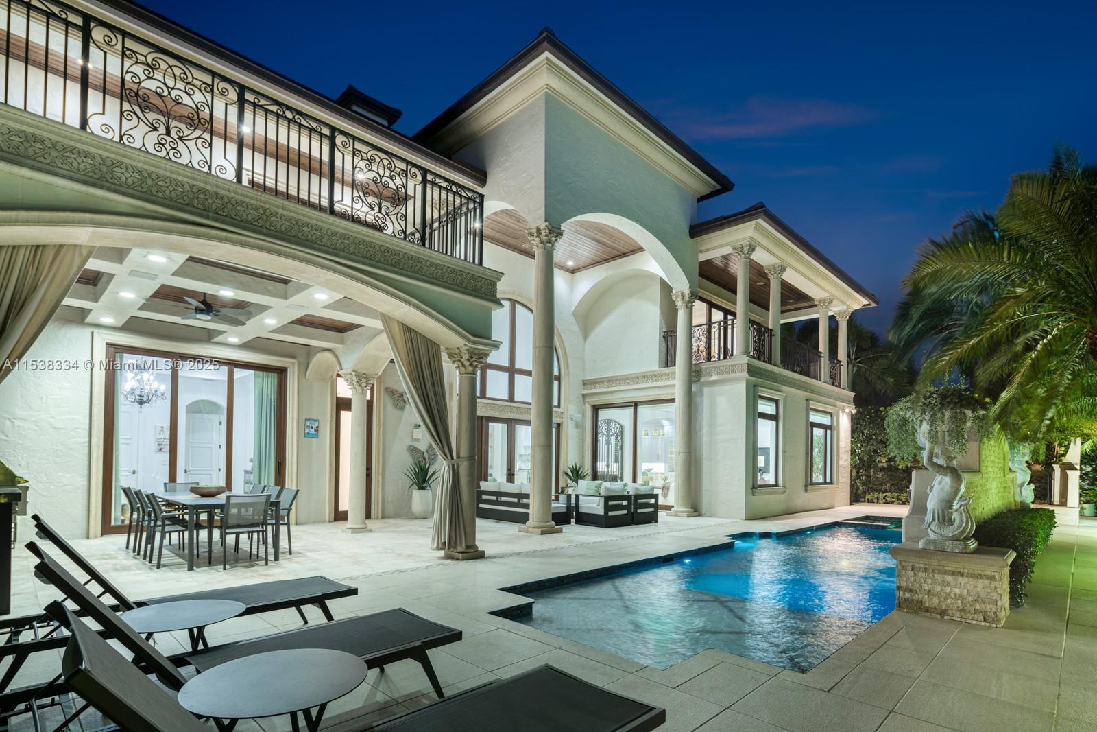 2225 W Silver Palm Rd